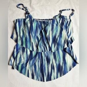 24th & Ocean navy blue and teal tankini top